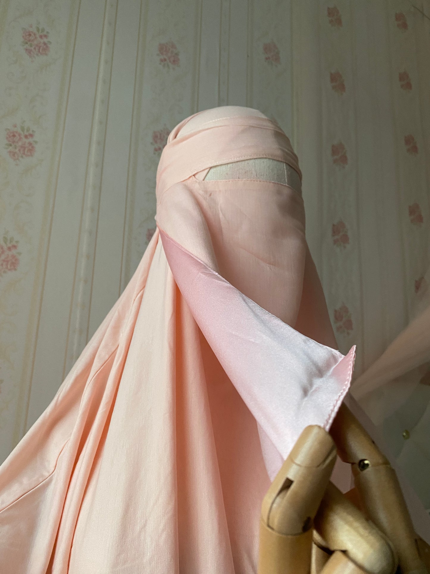 ♡ Rose Water Essence ♡