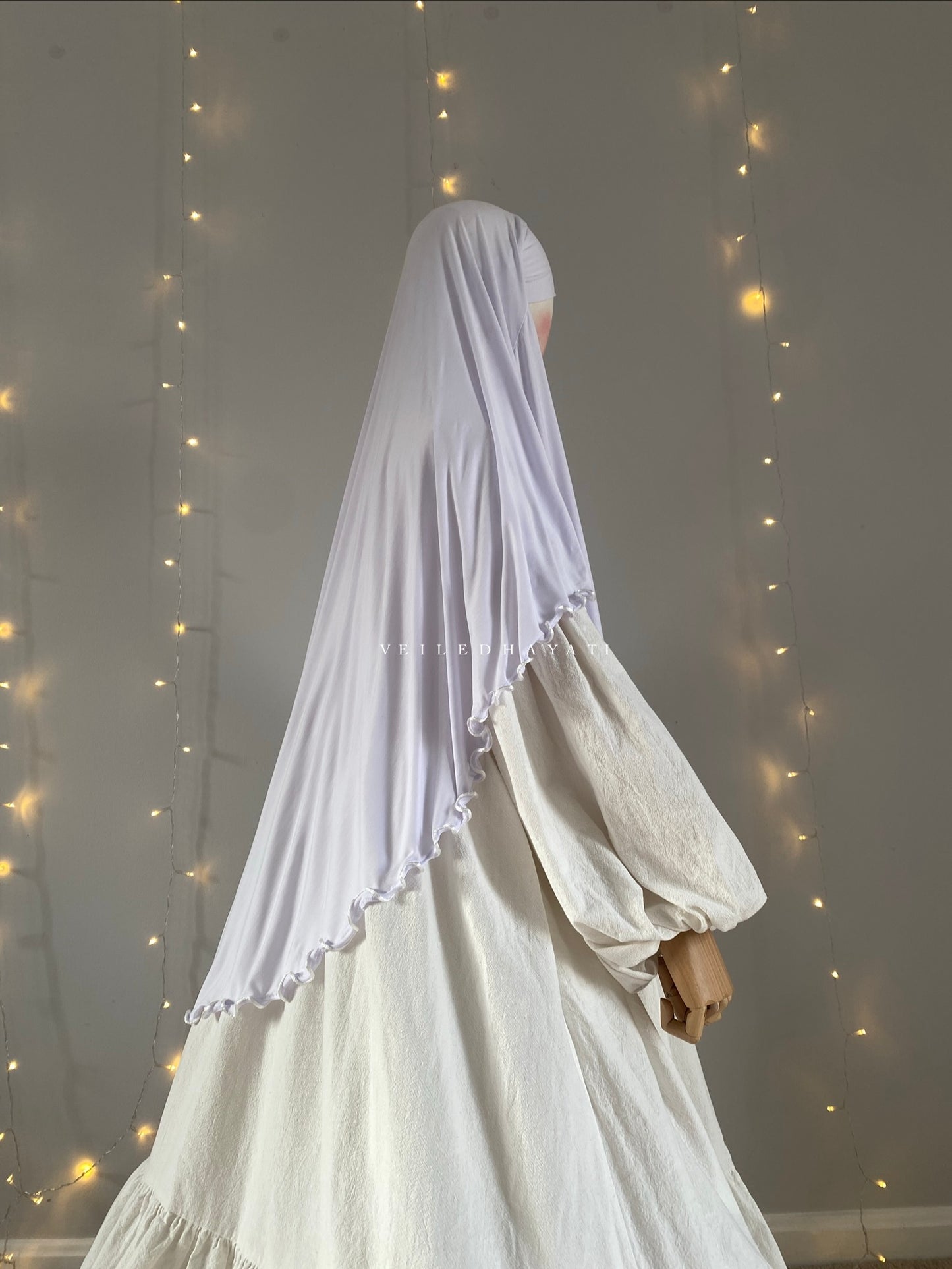 Mini petite friendly all natural khimar,bamboo jersey khimar. White mini natural khimar.