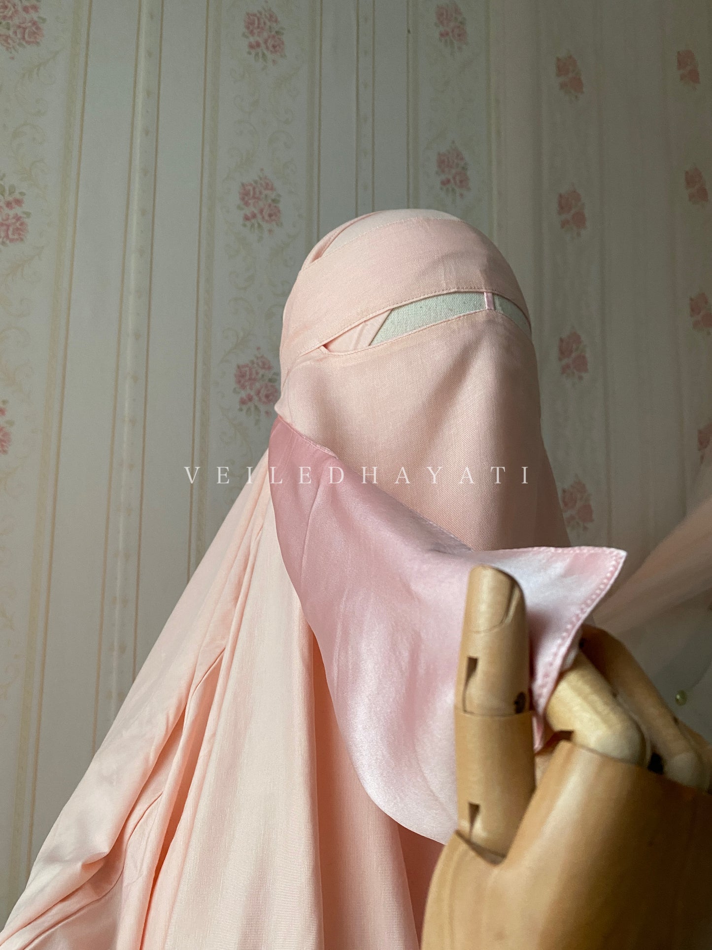 ♡ Rose Water Essence + Nose String ♡