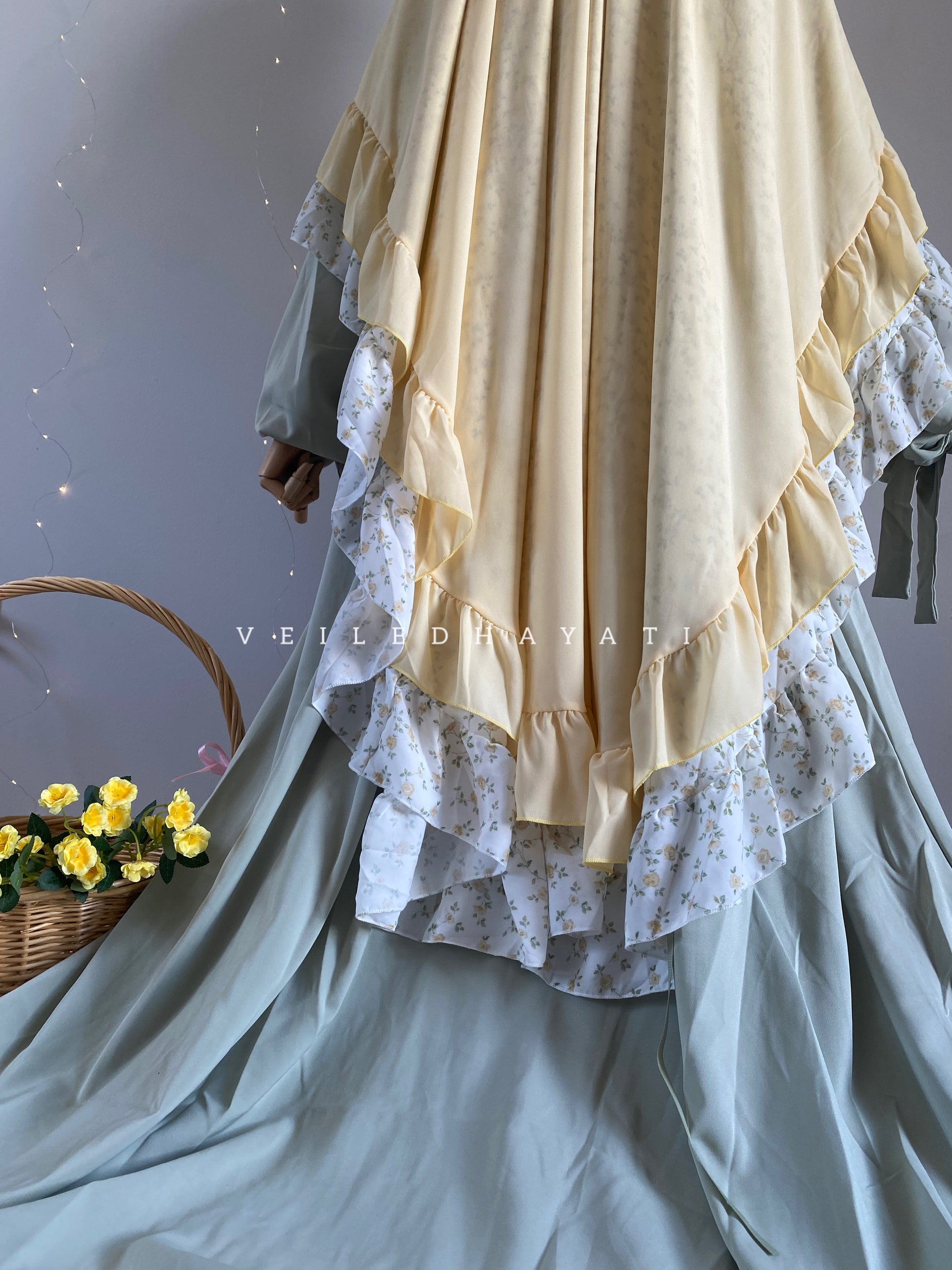 ♡ Daisy Fields | Gardens of Faith Khimar ♡