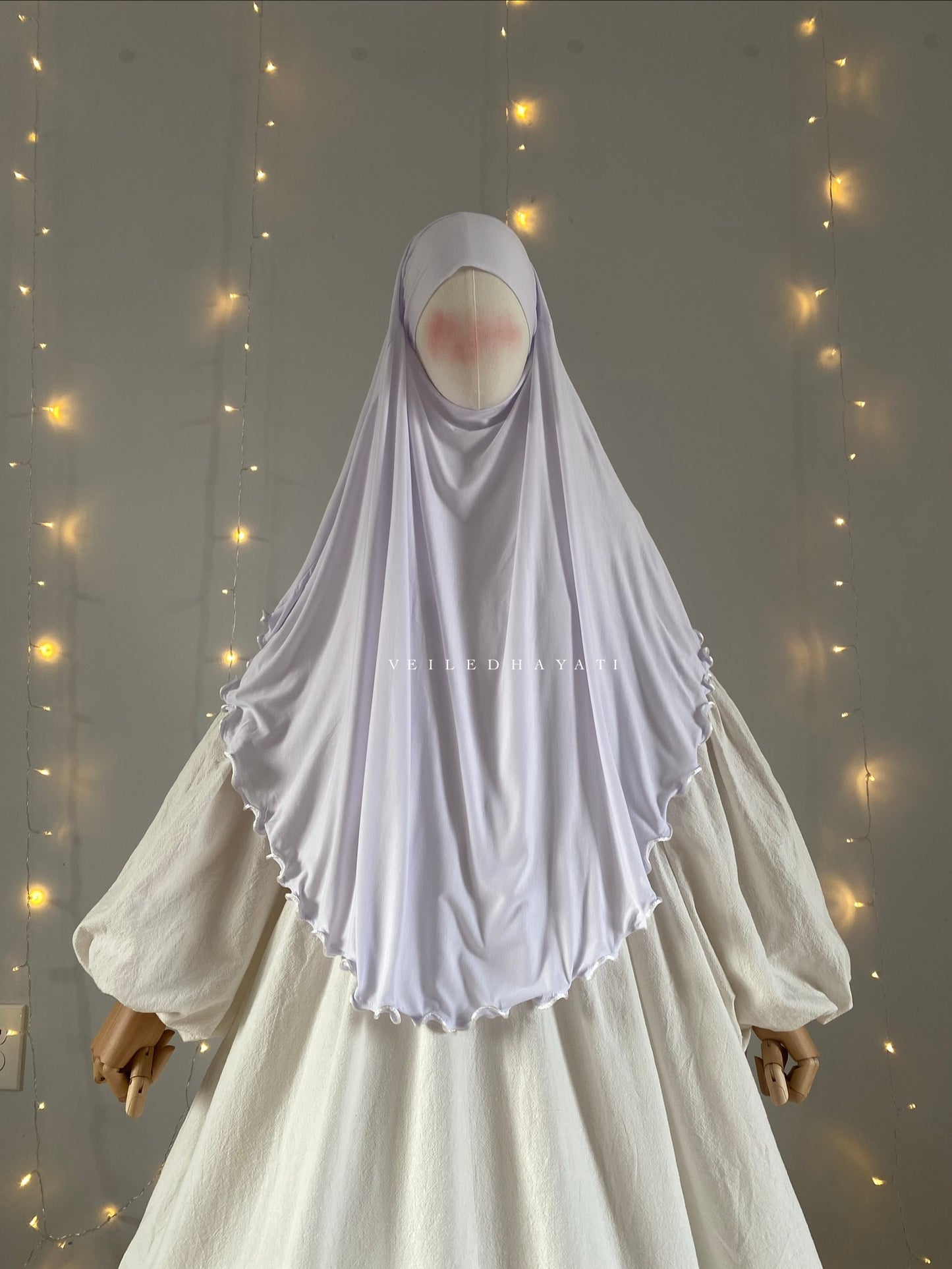Mini petite friendly all natural khimar,bamboo jersey khimar. White mini natural khimar. 